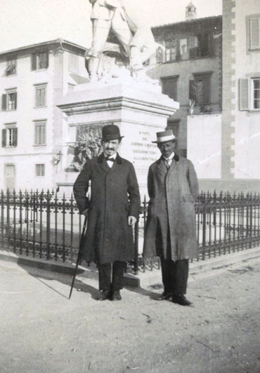  דר' פייטלוביץ ותאמרת עמנואל שהיה למנהל ביה"ס היהודי באדיס אבבה בשנת 1924